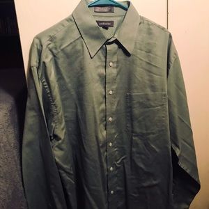 Men’s Button-Up Dress Shirt